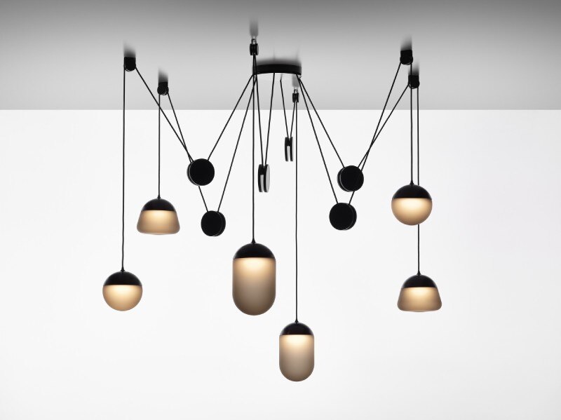 One of nearly infinite configurations of the Planets suspension light system from Brokis, designed by design studio VRTIŠKA & ŽÁK.