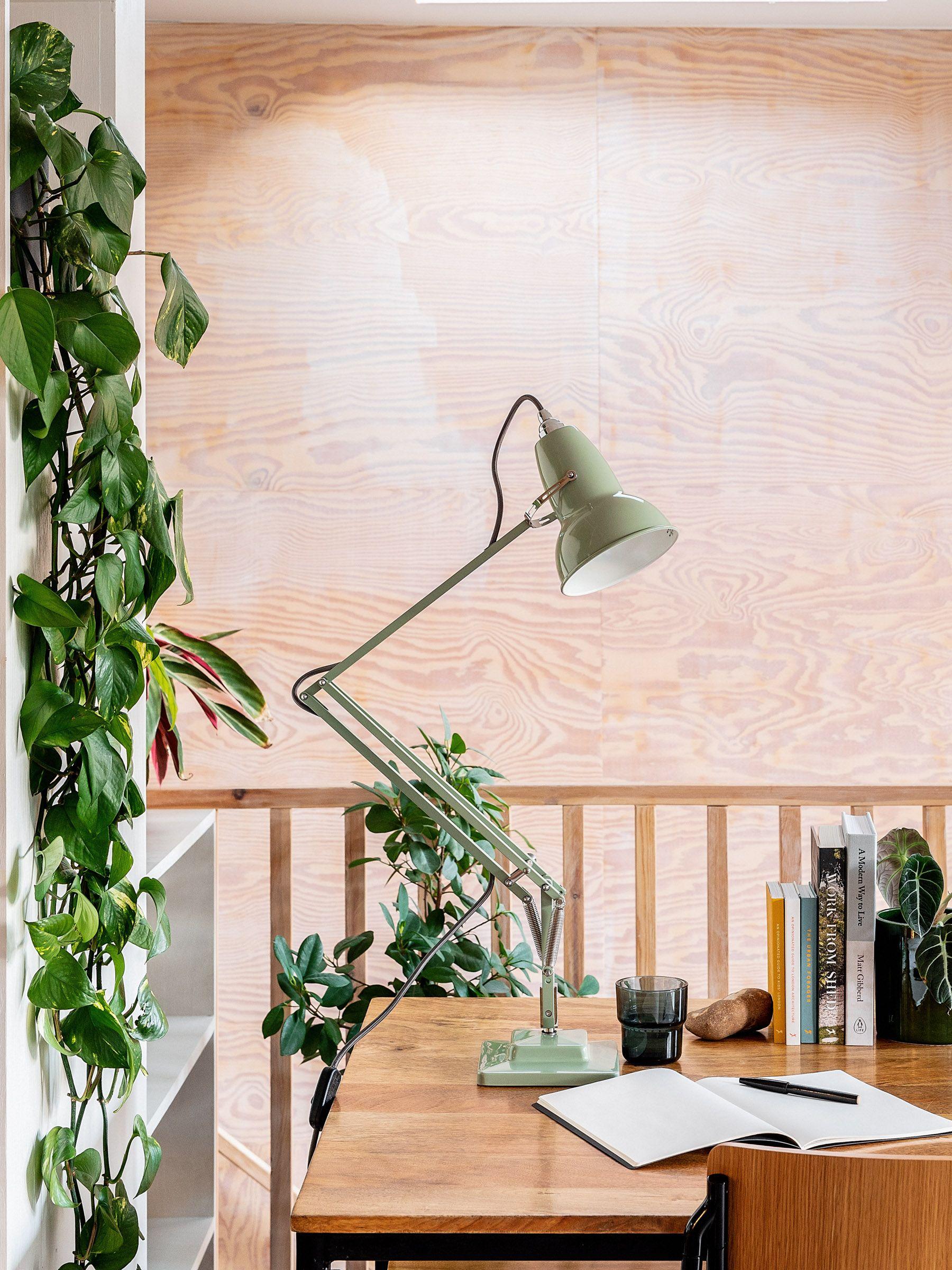 The Original 1227™ Desk Lamp