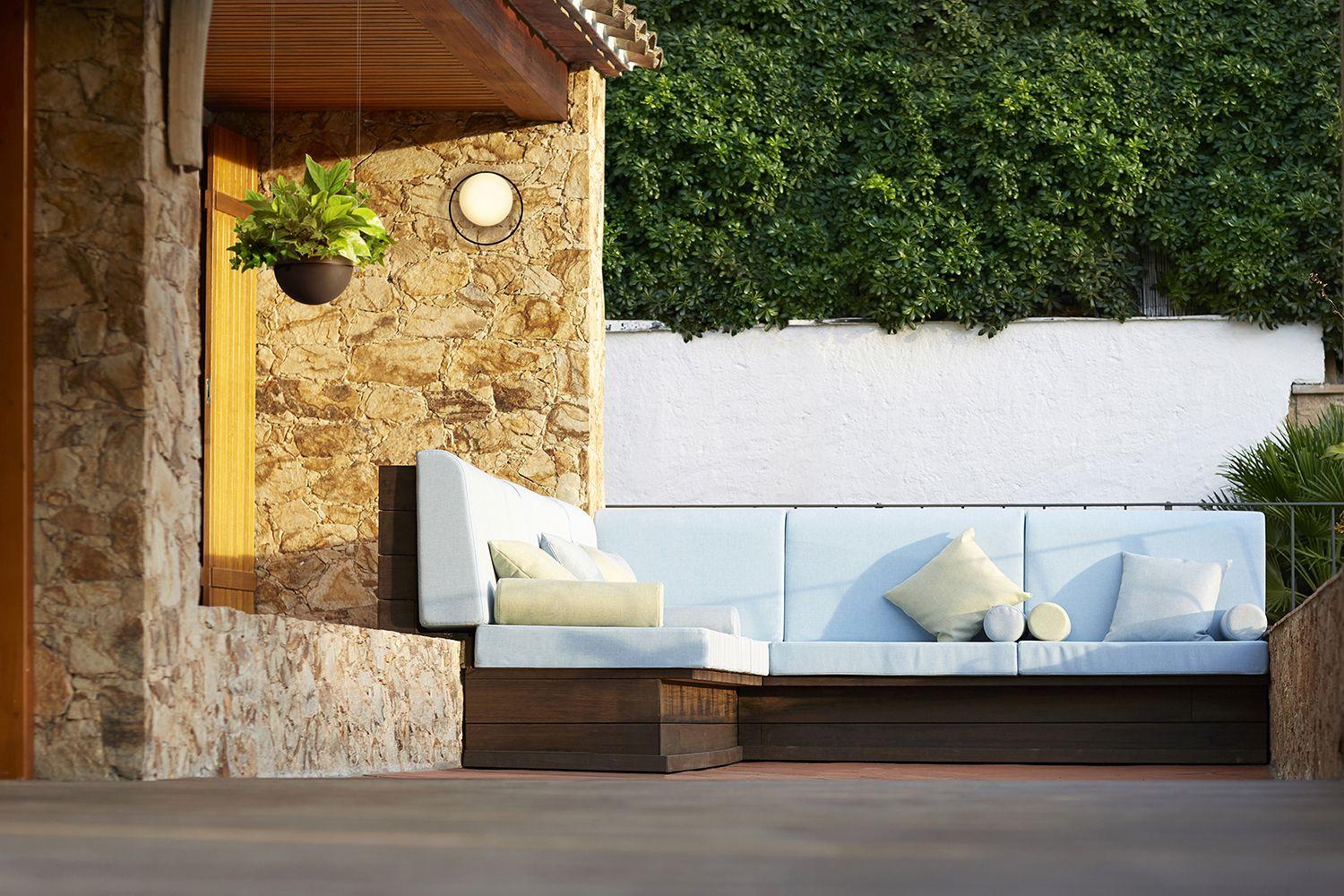The Circ Outdoor Wall Light from Estiluz