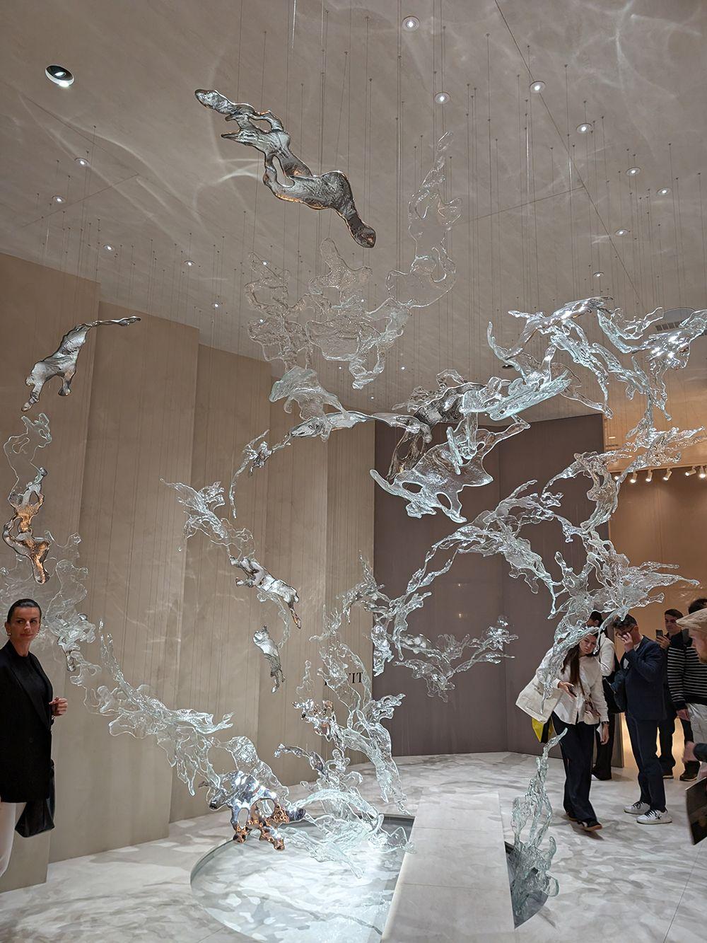 Lasvit’s glowing glass forms that resemble splashes of water