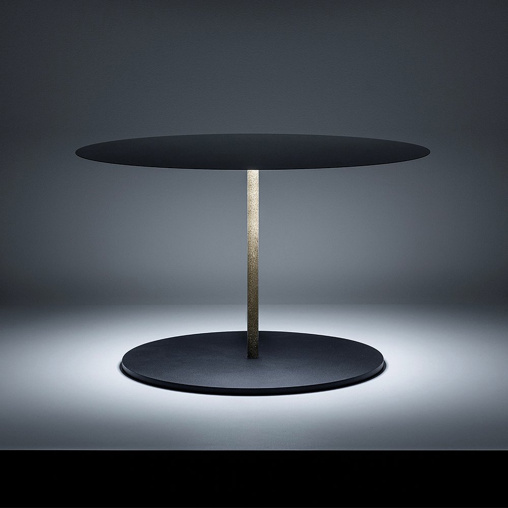 davide-groppi-calvino-table-image1.jpg