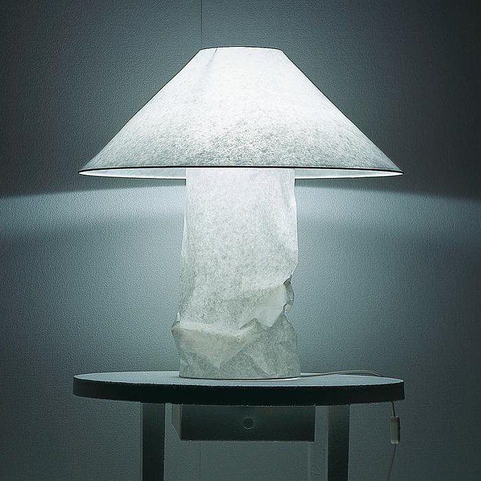 ingo-maurer-lampampe-table-image1.jpg