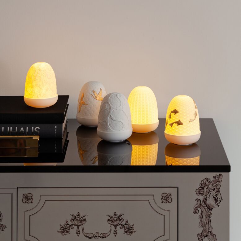 Lladró Lace Dome Table - Thumbnail 4