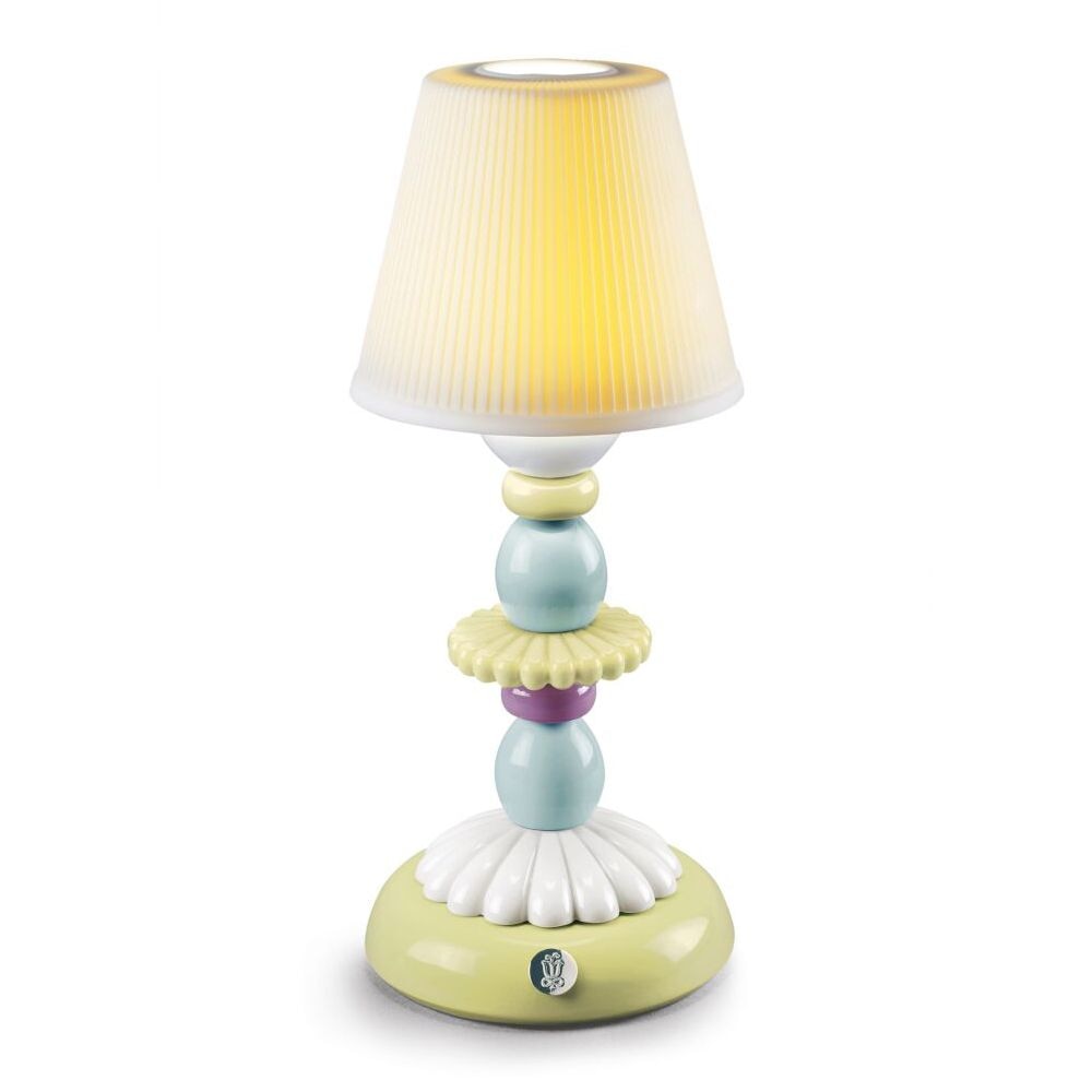 lladro-lotus-firefly-table-image7.jpg